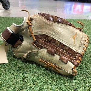 Brown Mizuno Mvp select RH Pitcher's Softball Glove 12.5" (Used)