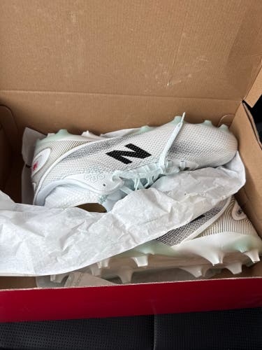 Unisex Size M 14.0 (W 15.0) Adult New Balance Freeze Mid Top (New)