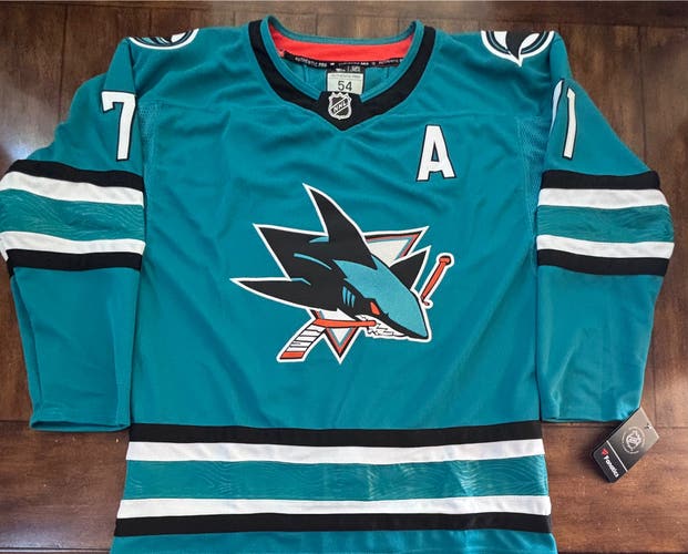 San Jose Sharks Macklin Celebrini Adult XL (54) #71 NWT