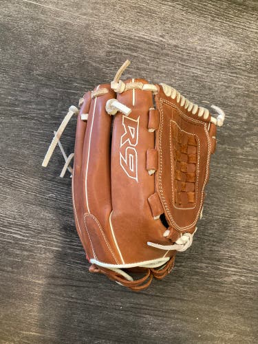 12.5” RH Rawlings R9 Fastpitch Softball Glove