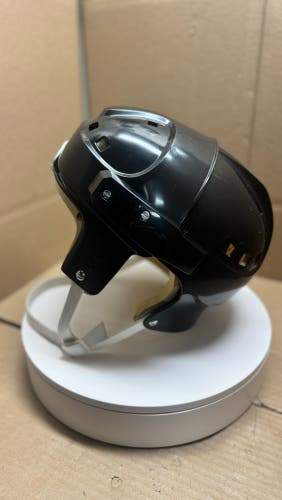 Large SK2000 Helmet (Used)