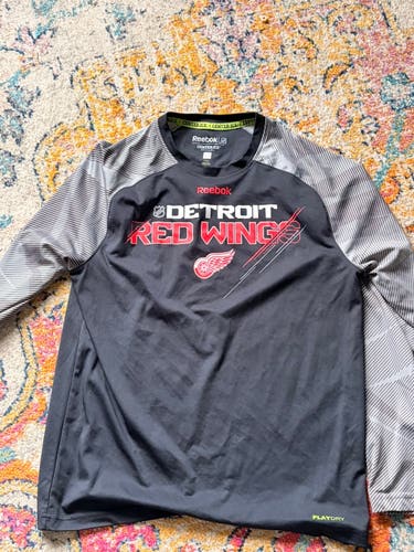 Detroit Red Wings Reebok Center ice collection authentic Black Large Men's Shirt (Used)