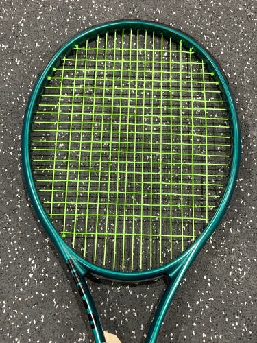 Used Wilson Blade 100L V9 Tennis Racquet | GREAT CONDITION