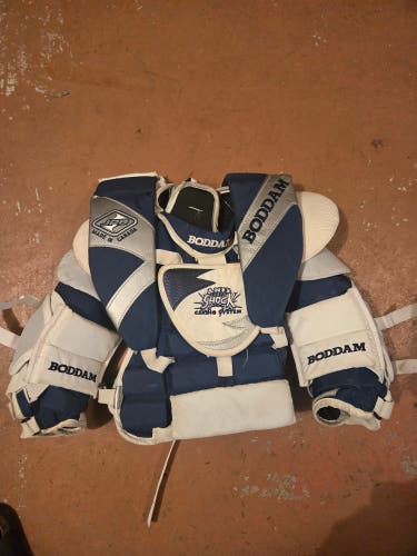 Medium 2018 JPB youth Pro Goalie Chest Protector (Used)