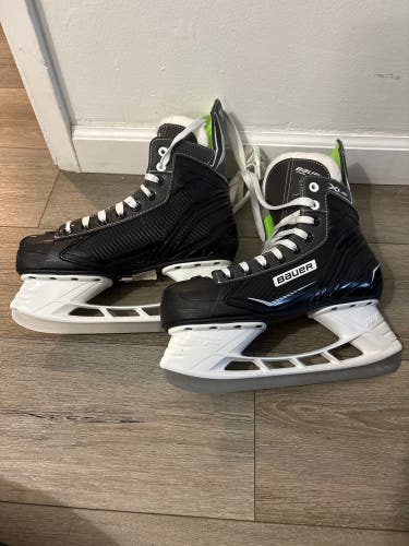 Black/White 2021 Bauer XLS Hockey Skates Regular Width 7 (New)