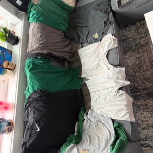 Gray Large Adult Unisex Nike Dri-Fit Shirt (New)