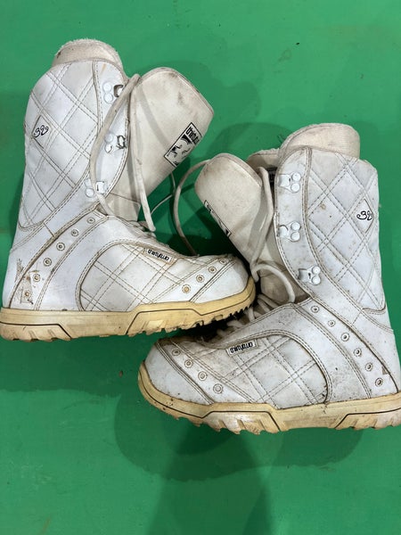 Women's Size M 7.0 (W 8.0) Thirty Two Exus Snowboard Boots (Used)