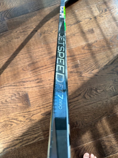 CCM JetSpeed FT7 Pro Right Handed Hockey Stick P28 50 Flex (Used)
