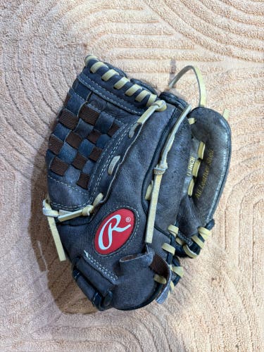 Brown Rawlings Highlight Series RH Baseball Glove 11" (Used)