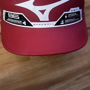 New Small / Medium Mizuno B6 Batting Helmet