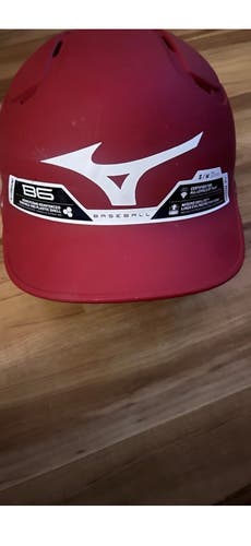 New Small / Medium Mizuno B6 Batting Helmet