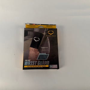 Black Medium EvoShield Wrist Guard M