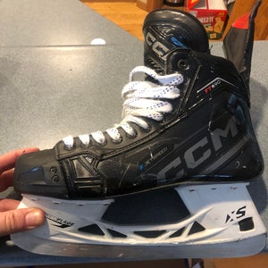 2023 CCM JetSpeed FT690 Hockey Skates Regular Width 10.5 (Used)