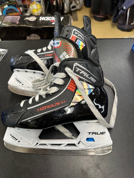 True HZRDUS 5x Hockey Skates 6.5 (Used)