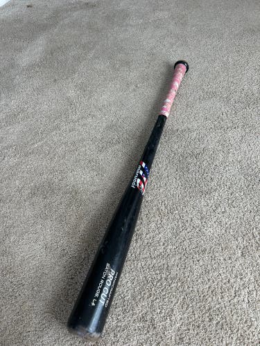 2023 Marucci Pro Cut Maple BBCOR Certified Bat (-3) 30 oz 33" (Used)