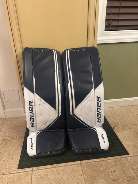 Medium 2022 Bauer Supreme Ms Pro Goalie Leg Pads (Used)