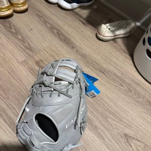 Easton Professional Collection LH First Base Softball Glove 13" (New)