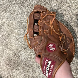 Nokona W-N70 RH First Base Baseball Glove 13" (Used)