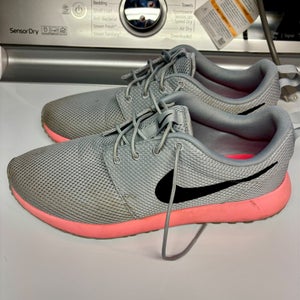 Nike Roshe G Next Nature Golf Shoes – Size 11 – Grey/Hot Punch