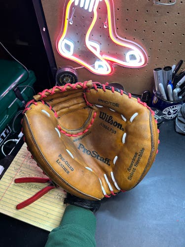Wilson A1884 ProStaff Model Catcher’s Mitt RHT, 34” (Conditioned & Relaced in Red/White)