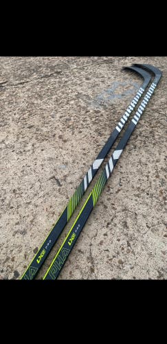 Senior Warrior Alpha LX2 Pro Right Handed Hockey Stick Toe Pattern 75 Flex (Used)