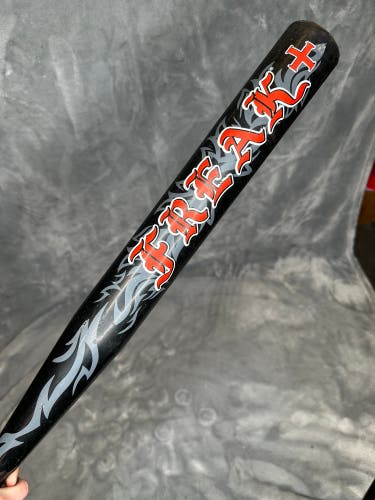 Black 2023 Miken Freak Composite Bat Composite 26 oz 34" (Used)