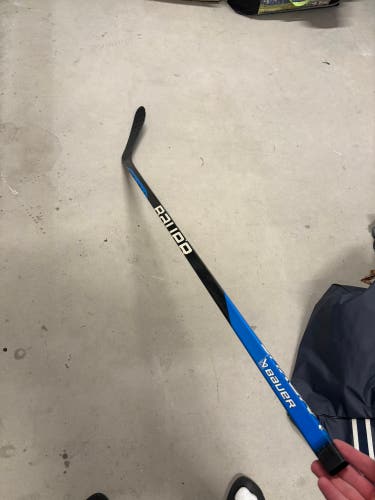 Senior Bauer Team Nexus Right Handed Hockey Stick P28 65 Flex Pro Stock (Used)