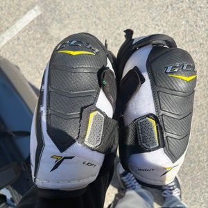 Junior Large CCM Super Tacks AS1 Elbow Pads (Used)