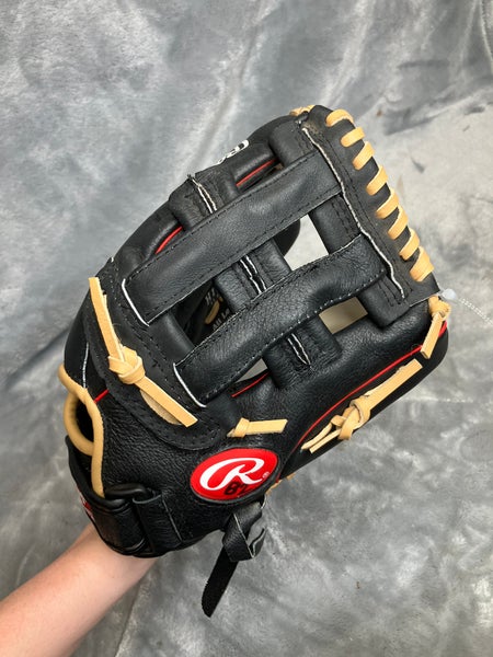 Black Rawlings Highlight Series RH Outfield Baseball Glove 11.5" (Used)