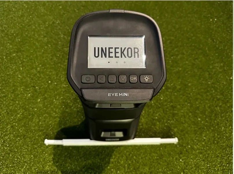 Uneekor Eye Mini Golf Launch Monitor. Excellent condition
