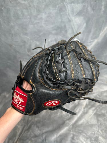 Black Rawlings Renegade RH Catcher's Baseball Glove 32.5" (Used)