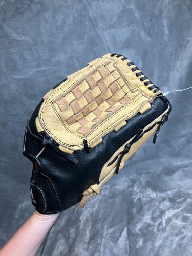 Brown Adidas RH Pitcher's Baseball Glove 14" (Used)