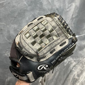 Black Rawlings Sure Catch RH Pitcher's Baseball Glove 11.5" (Used)