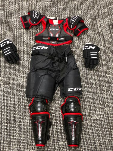 Youth Medium CCM FT 350 Starter Kit (Used)