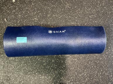 Used Gaiam Yoga Mat Navy Blue 10743-S000480815