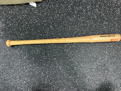 Used BRAVES BB/SB Wood Bat 24" 10743-S000480891