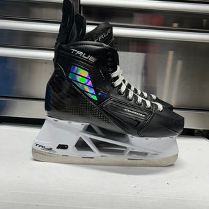 True Custom SVH Pro Skate Size 7 Regular Width NHL Pro Stock (Used)