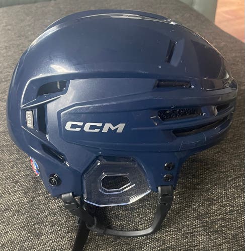 Small CCM Tacks 920 Helmet (Used)