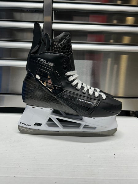 True Custom SVH Pro Skate Size 8 Regular Width NHL Pro Stock (New)