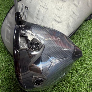 TaylorMade - Qi35 LS - Driver 9.0* - Graphite - X Flex (Extra Stiff) -	RH