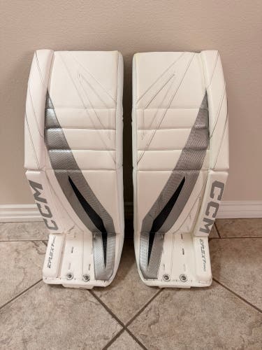 34" CCM EFlex 7 Pro Custom Goalie Leg Pads