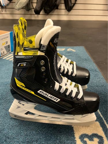 Bauer Supreme M3 Hockey Skates Intermediate Size 6.5 Fit D