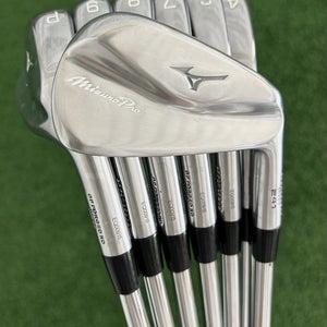 Mizuno Pro 241 Forged Iron Set 4-P / KBS Tour 120 Stiff