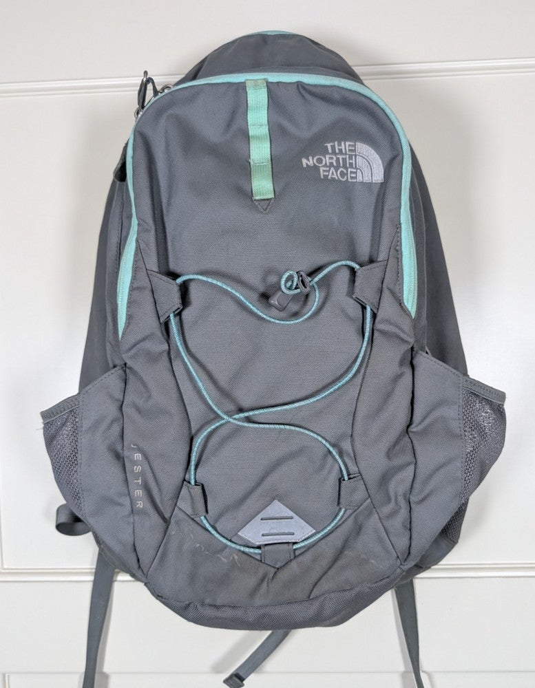 borealis north face backpack mint The North Face Women's Jester Backpack (28 Liter): Zinc Grey