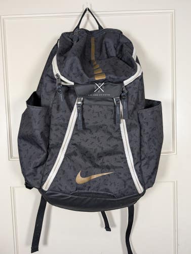 Nike Elite Quad Zip System Backpack Team 2.0 Gray Black Hoops Basketball Max Air