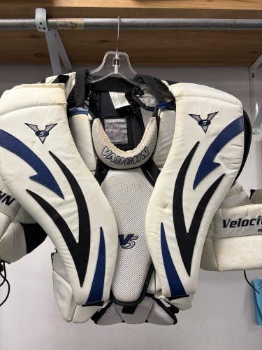 Junior Size Med Vaughn Velocity 7260 V5 Ice Hockey Goalie Chest & Arm Protector