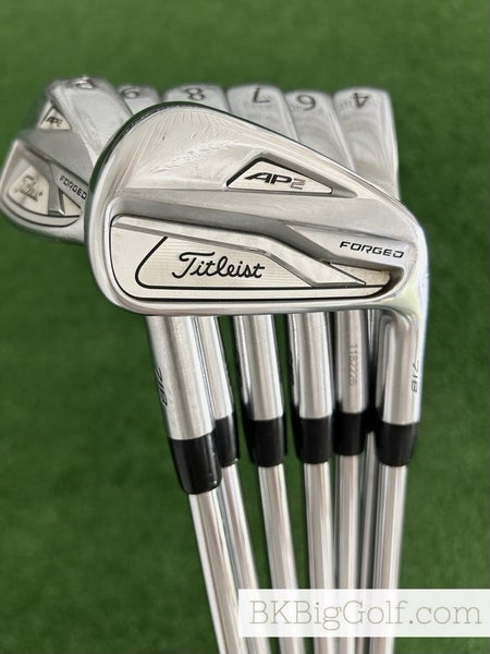 Titleist AP2 718 Forged Iron Set 4-P / True Temper AMT White Stiff