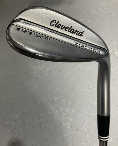 Cleveland RTX6 ZIPCORE 52 Gap Wedge 35.5" DYNAMIC GOLD SPINNER Wedge Flex Steel