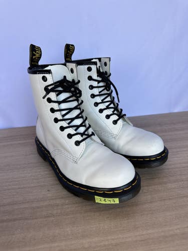 #2847 Dr Martens 1460 White Smooth Leather Lace Up Combat Boots Women US 6 M