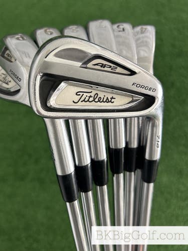 Titleist AP2 714 Forged Iron Set 4-P / Dynamic Gold S300 Stiff